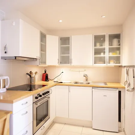 Apartment True 17 *