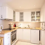 Apartment True 17 *